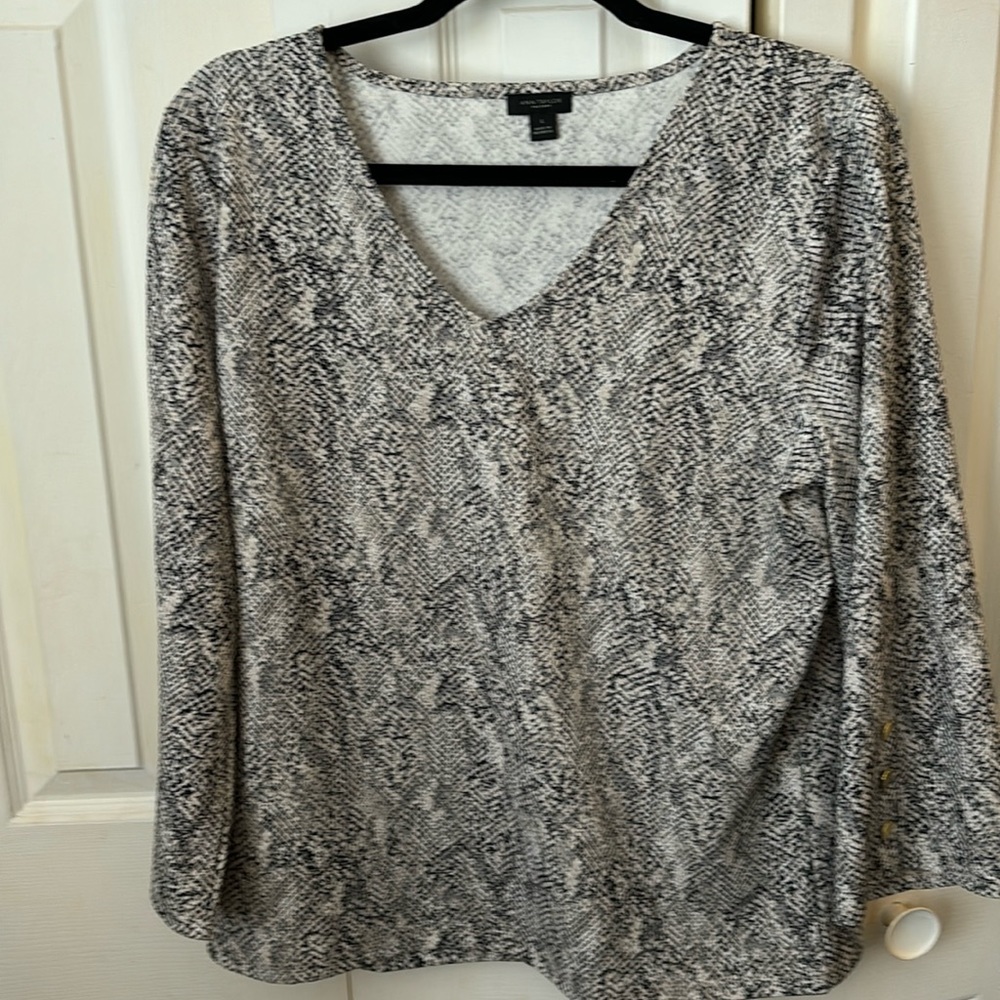 Ann Taylor 3/4 sleeve blouse with brass button detail on sleeves